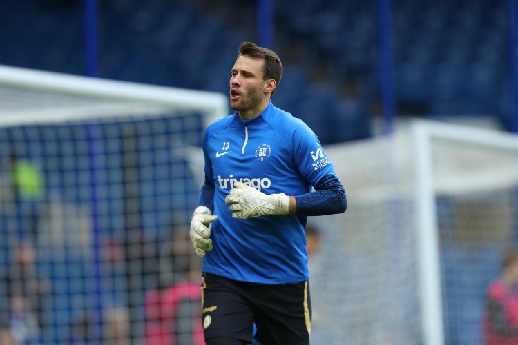 TA：卡森離隊后，曼城有意從切爾西簽下貝蒂內利作為第三門將