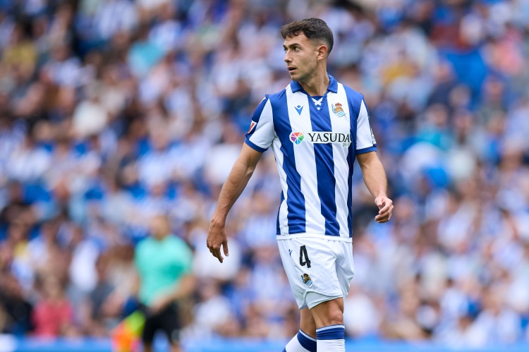 記者：皇馬對祖比門迪的興趣讓皇家社會意外，后者傾向賣給阿森納