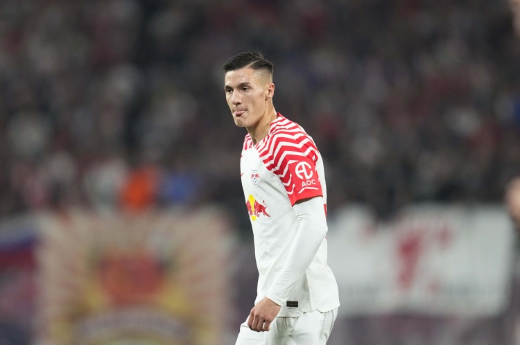 羅馬諾：沙特球隊(duì)接觸塞斯科 球員的首要目標(biāo)是留在歐洲