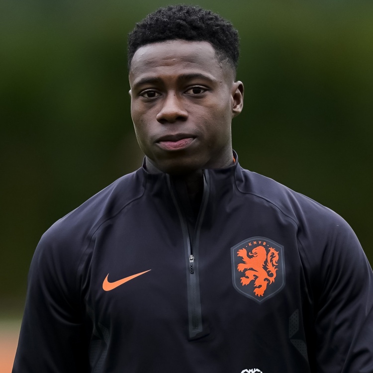 販毒+襲擊罪被判7.5年！前荷蘭國(guó)腳：我想回國(guó)，但不希望被捕