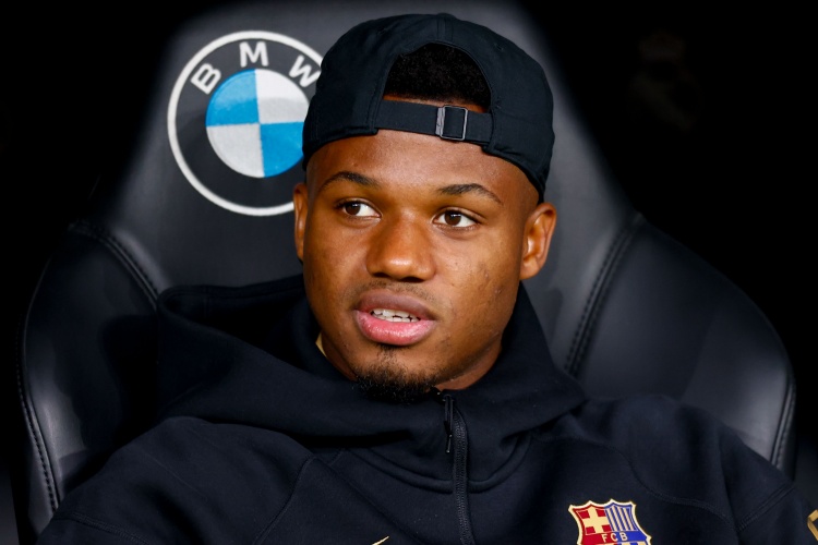 世體：摩納哥接近1200萬歐租借法蒂，巴薩有回購&二轉(zhuǎn)條款