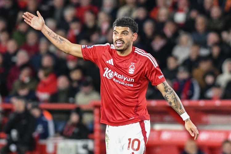 記者：吉達(dá)國(guó)民有意懷特，如果今夏離隊(duì)預(yù)計(jì)球員將留在歐洲