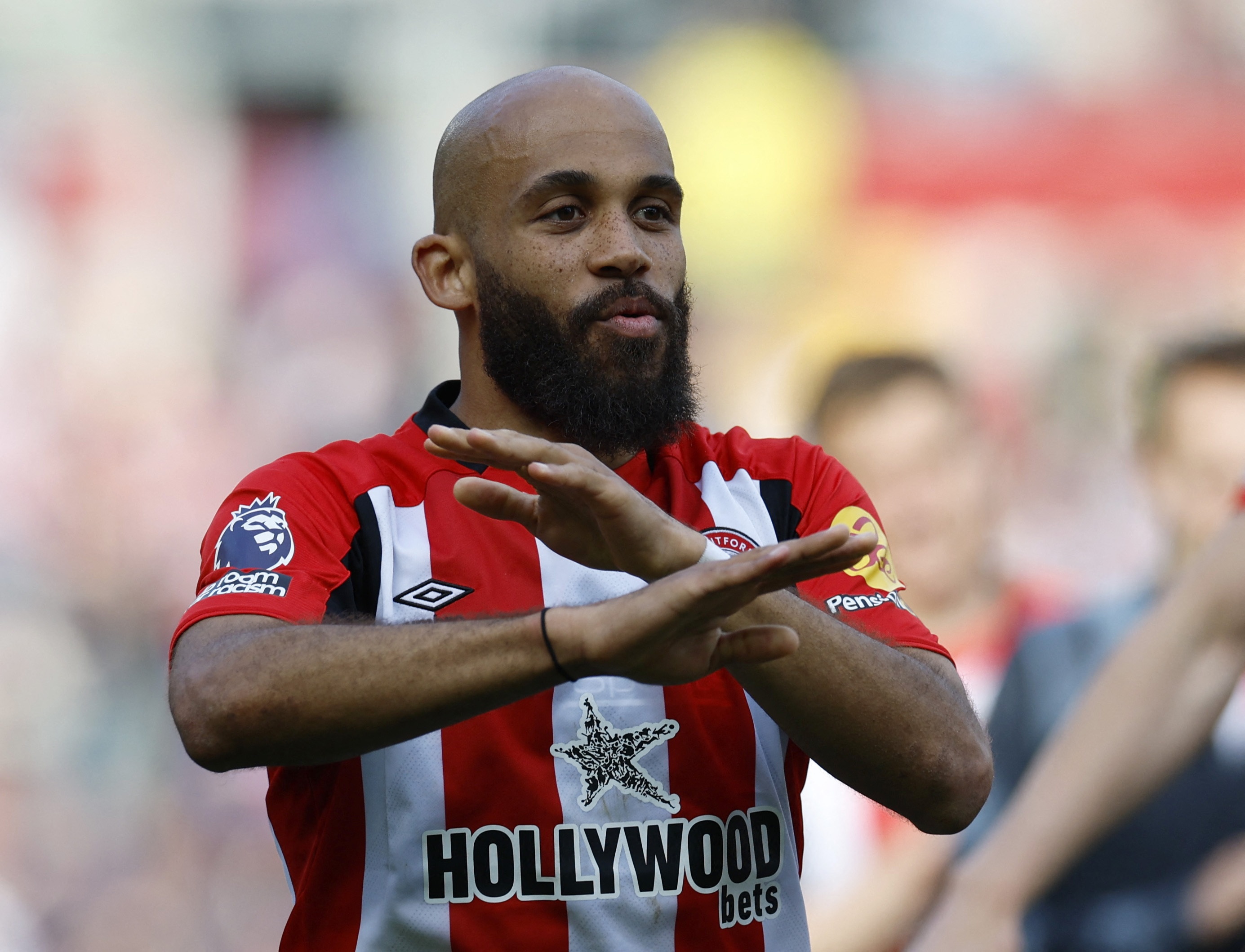 郵報：盡管弗蘭克預(yù)計接手熱刺，但熱刺不太可能截胡姆貝莫