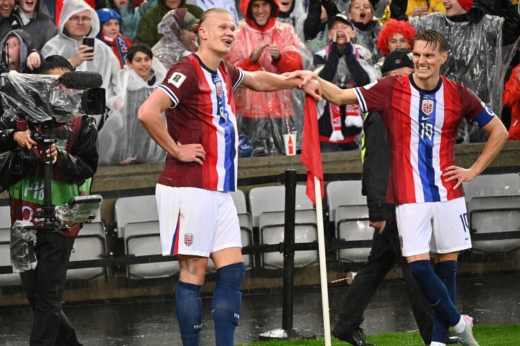 哈蘭德43場國家隊比賽打進42球，場均進球數(shù)0.97