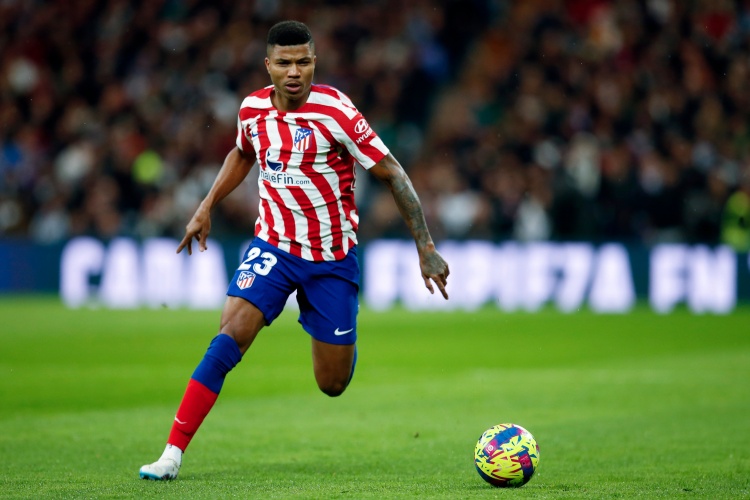 記者：雷尼爾多世俱杯后成為自由球員，諾丁漢森林等隊(duì)有意引進(jìn)