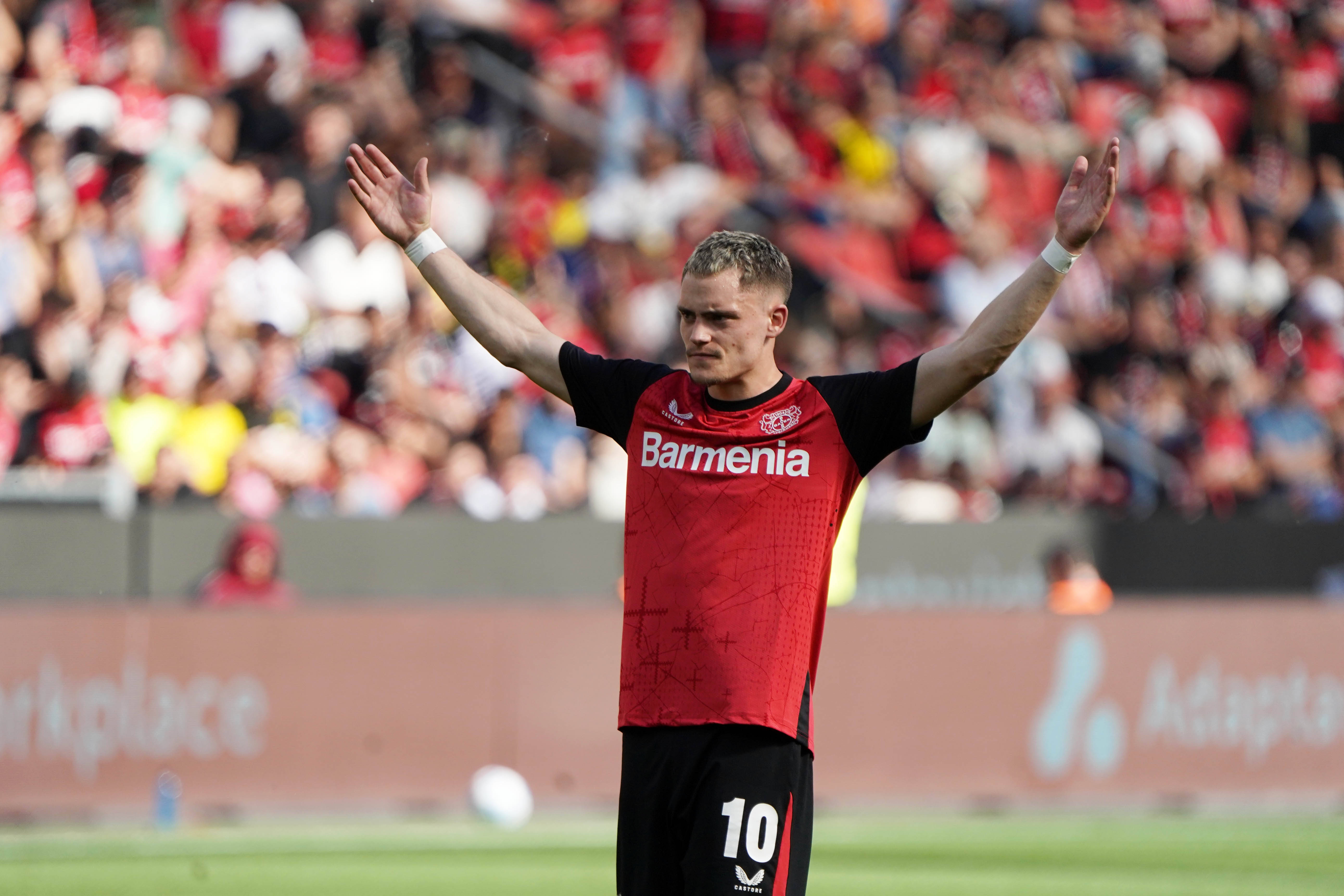 維爾茨在2020年20萬歐加盟勒沃庫森，最終為藥廠留下1.5億轉會費