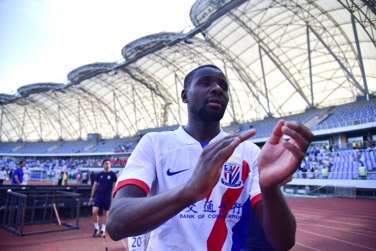 記者：阿馬杜、朱辰杰隨申花前往深圳，特謝拉并未現(xiàn)身