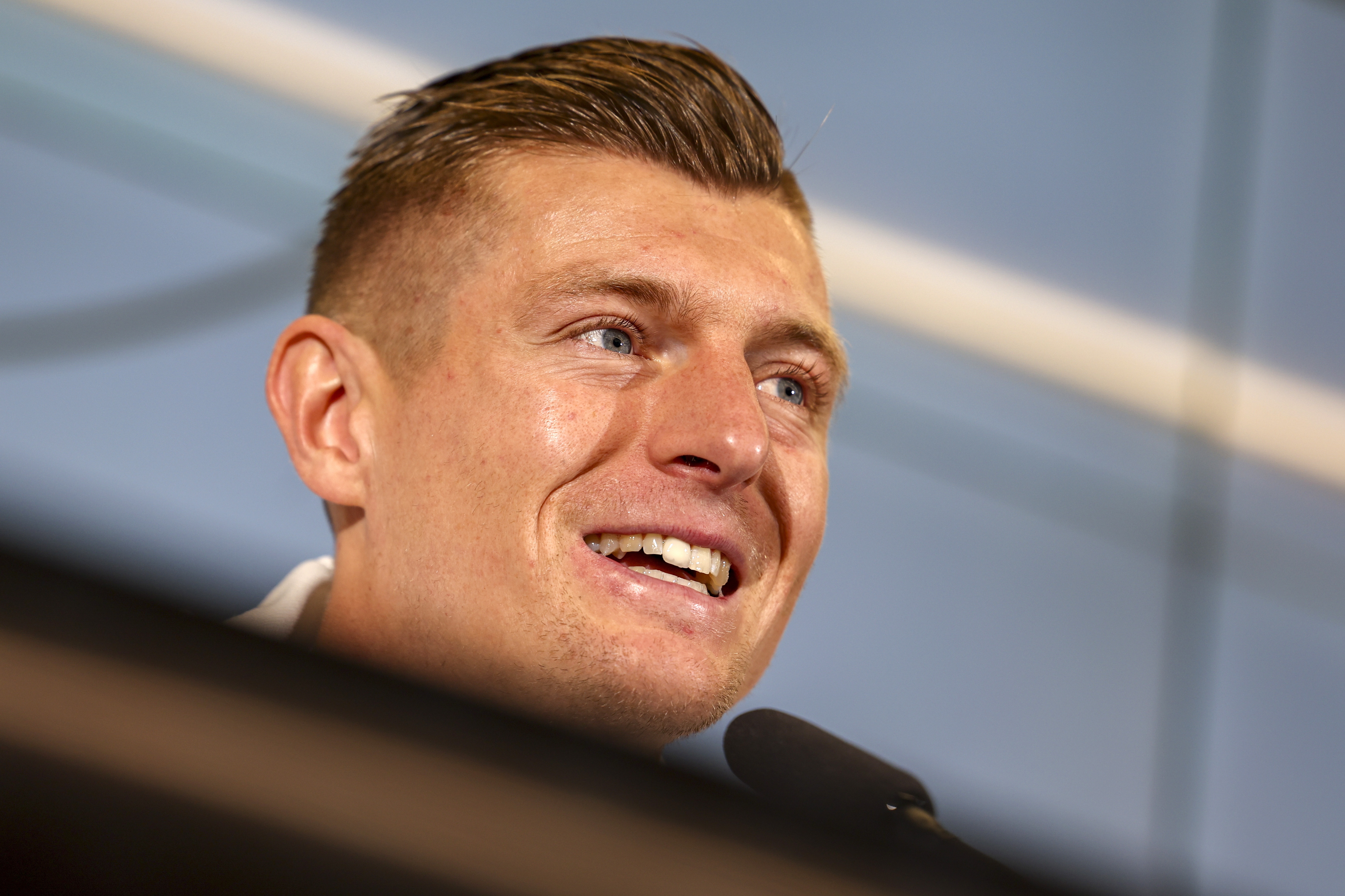 克羅斯出席納達(dá)爾網(wǎng)球?qū)W院畢業(yè)典禮并講話：永遠(yuǎn)做最好的自己！