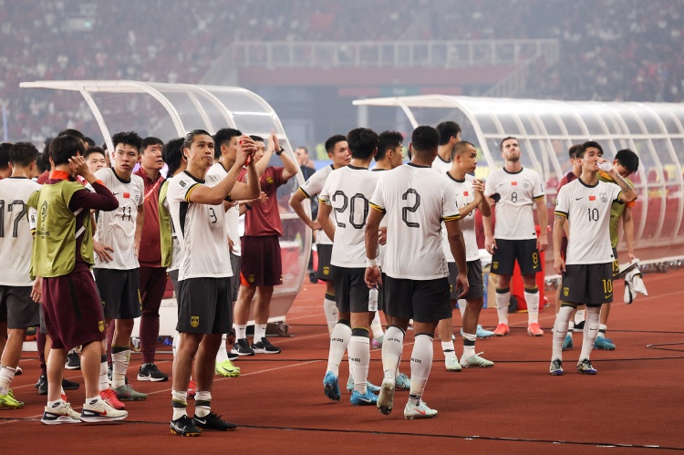 北青體育：國(guó)足兵敗雅加達(dá)前后，就有經(jīng)紀(jì)人向足協(xié)推薦新帥人選