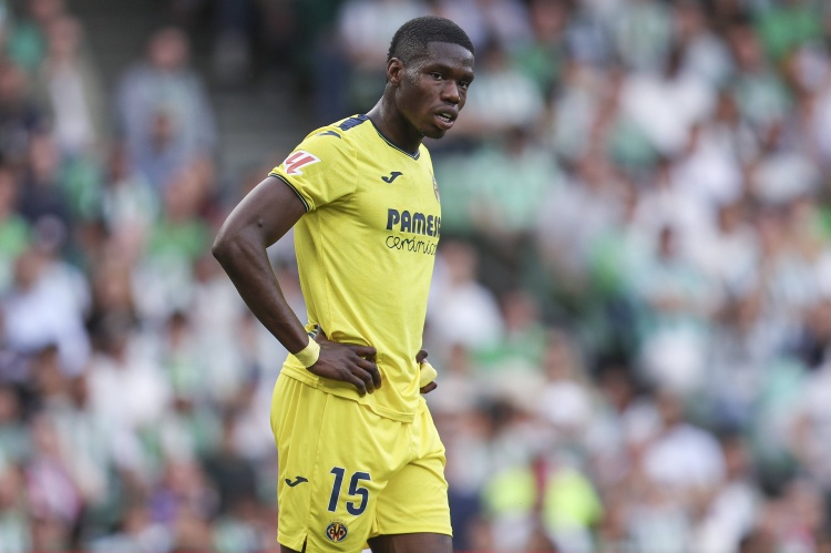 記者：埃弗頓已為巴里報價超3000萬歐，但目前尚未與黃潛達成協(xié)議