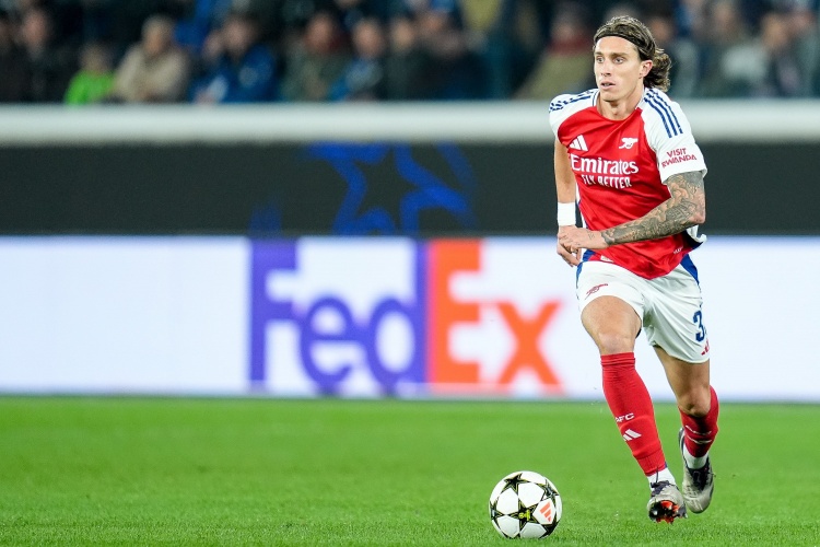 記者：米蘭將與阿森納談簽卡拉菲奧里、津琴科，預(yù)計(jì)需6000萬歐