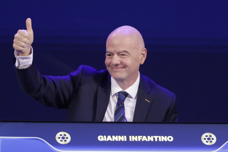 阿斯：盡管世俱杯開(kāi)幕在即，但整個(gè)賽事在承辦中充滿了各種問(wèn)題