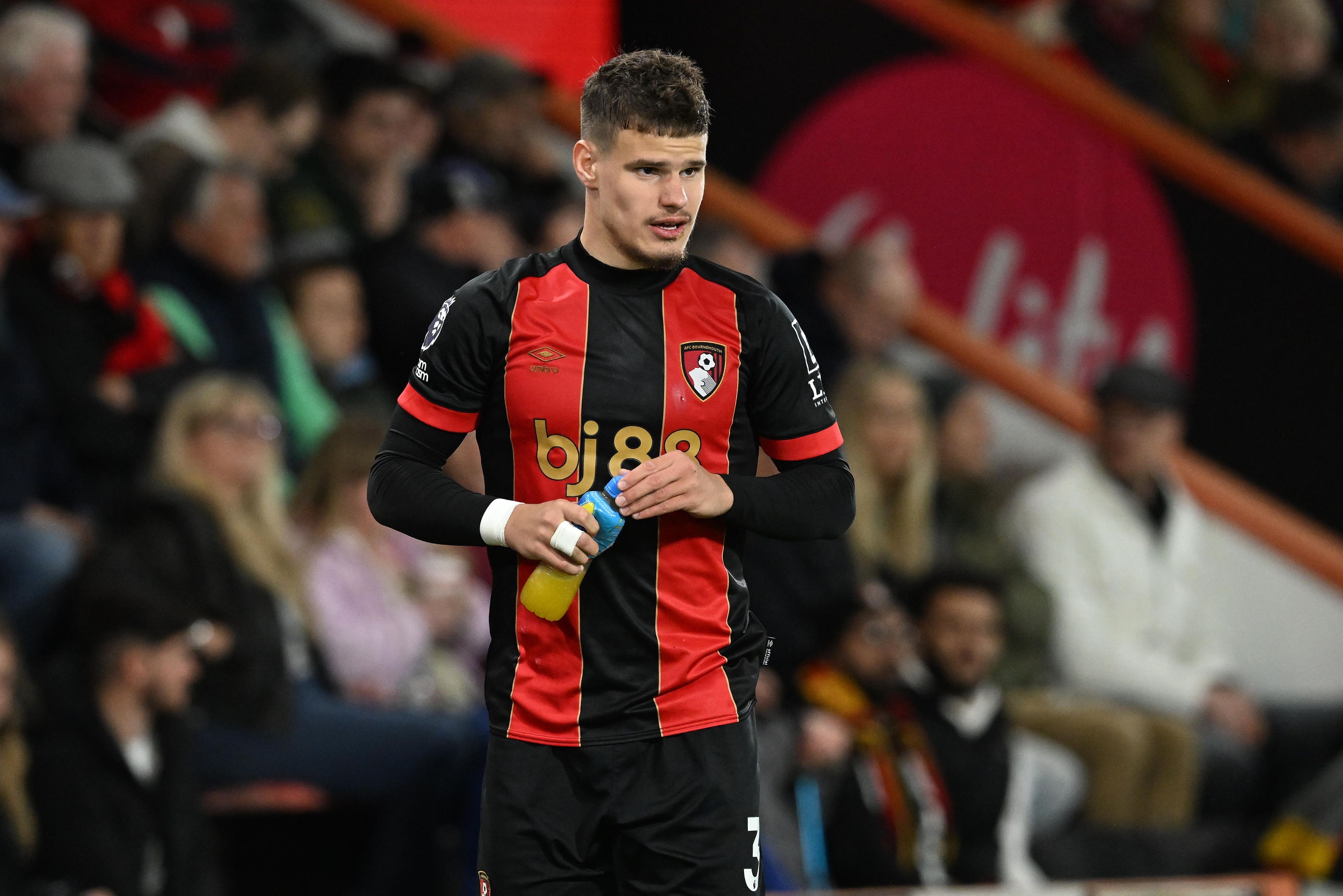 DO確認(rèn)：利物浦與伯恩茅斯達(dá)協(xié)議，將4000萬(wàn)鎊簽科爾克茲