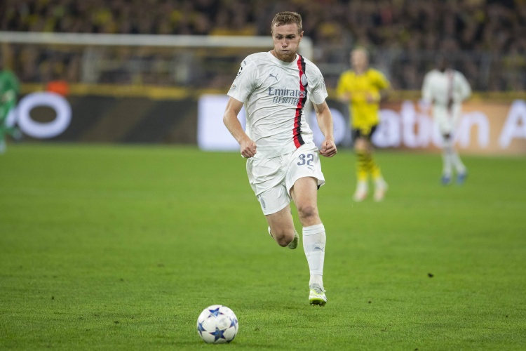 斯基拉：博洛尼亞不會買斷波貝加，希望與米蘭談判續(xù)租或降價