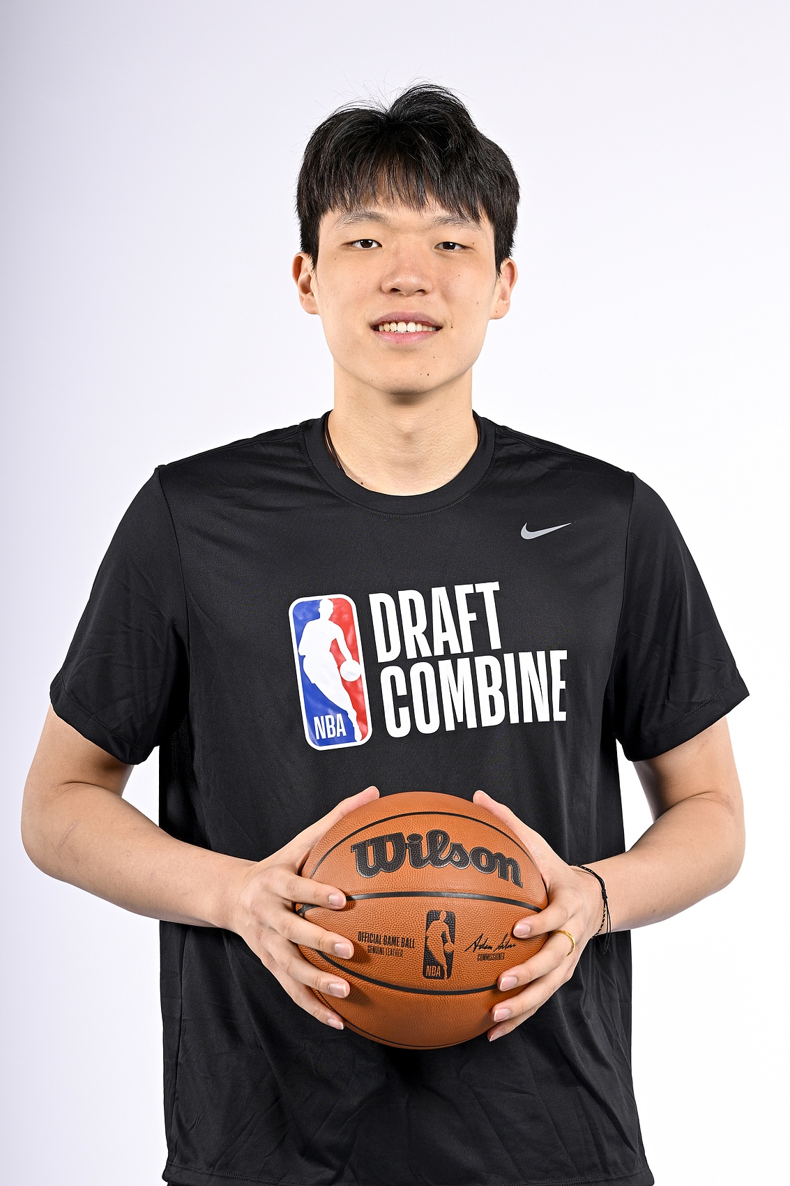 媒體人：熟人和貴人只能是鋪路 這個(gè)路怎么走還是得靠楊瀚森自己