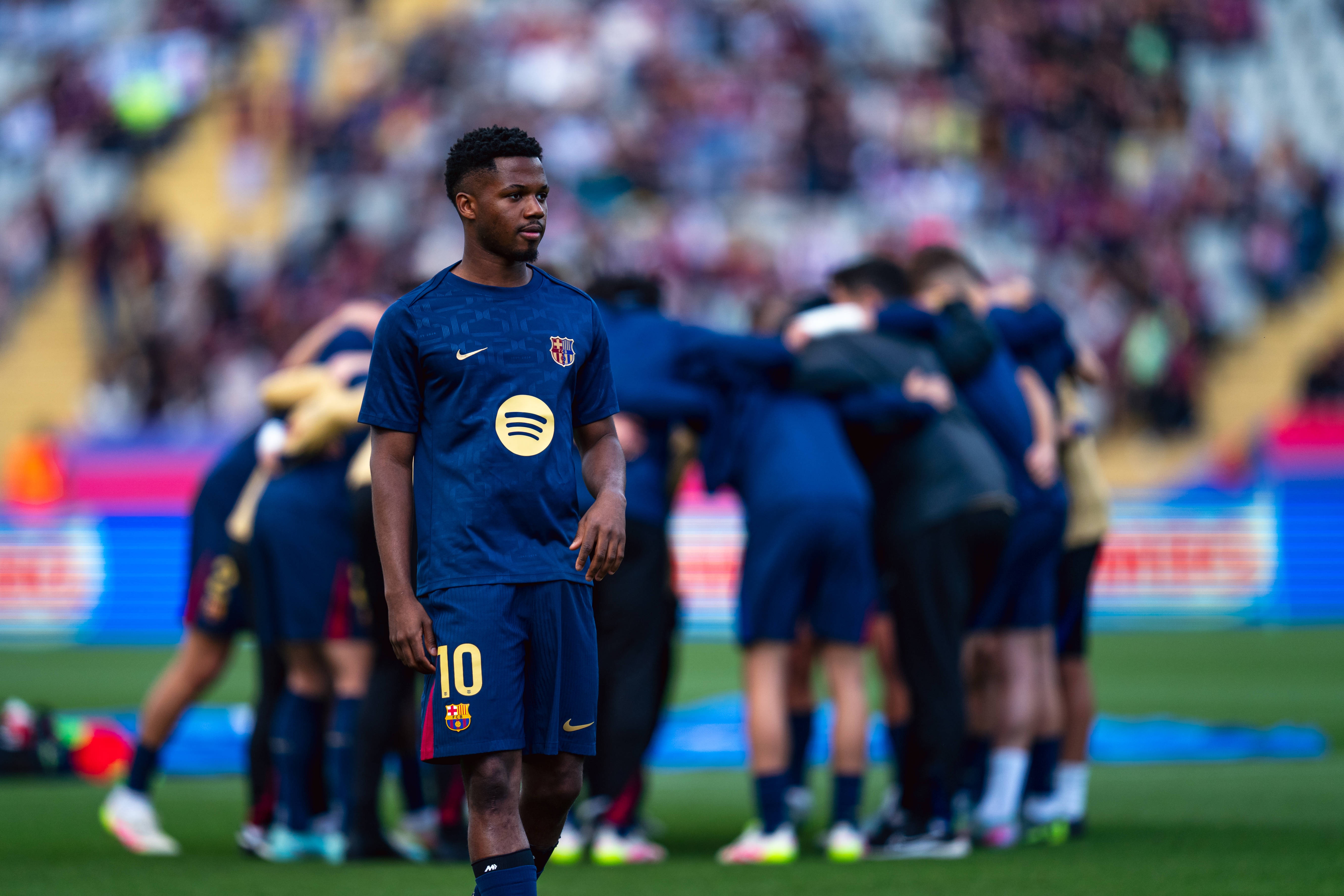 世體：法蒂已經(jīng)前往摩納哥完成租借手續(xù)，他將隨球隊開啟季前訓(xùn)練