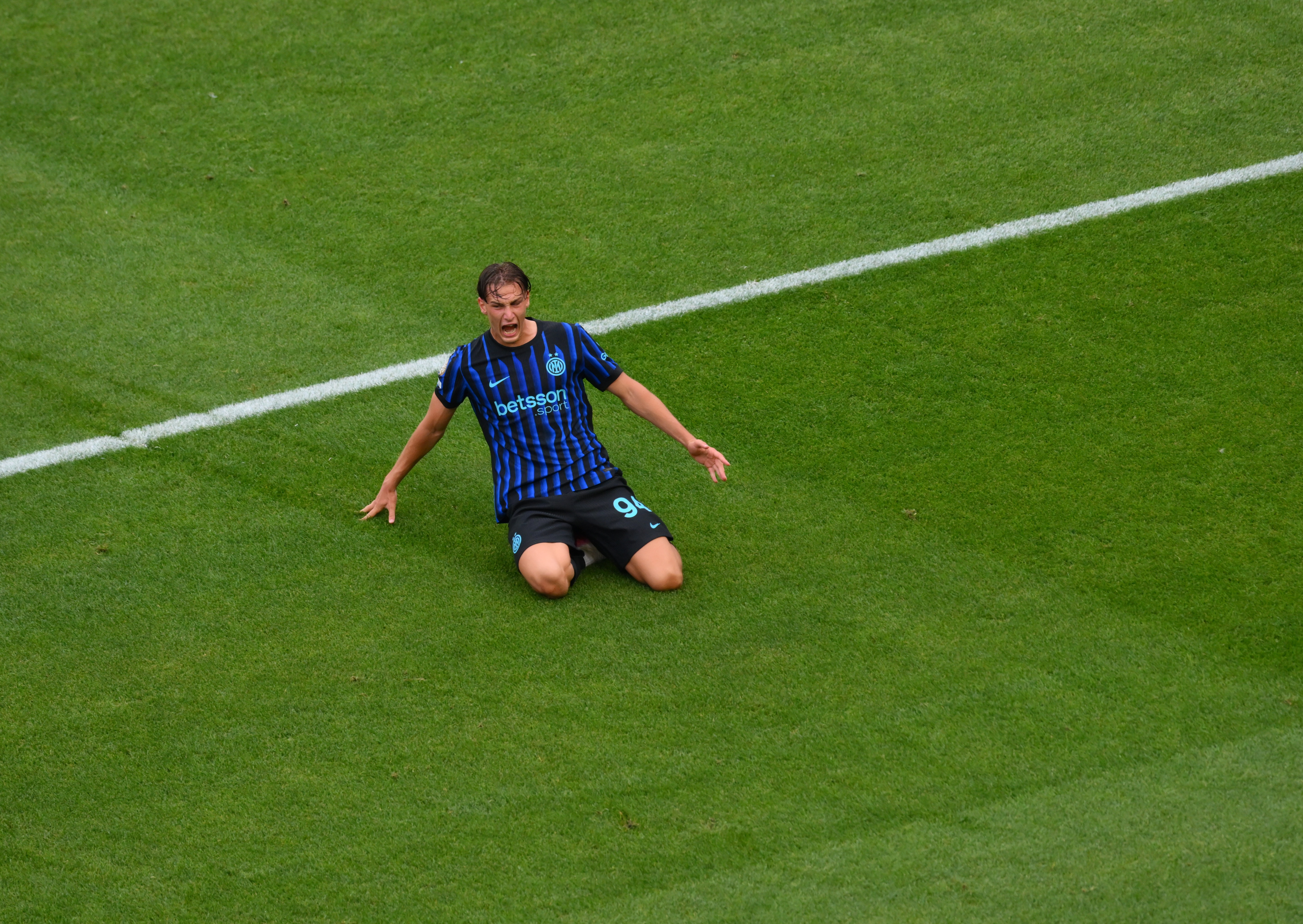 經(jīng)紀(jì)人：即使收到2500萬歐或任何報(bào)價(jià)，國(guó)米都不會(huì)賣F-埃斯波西托