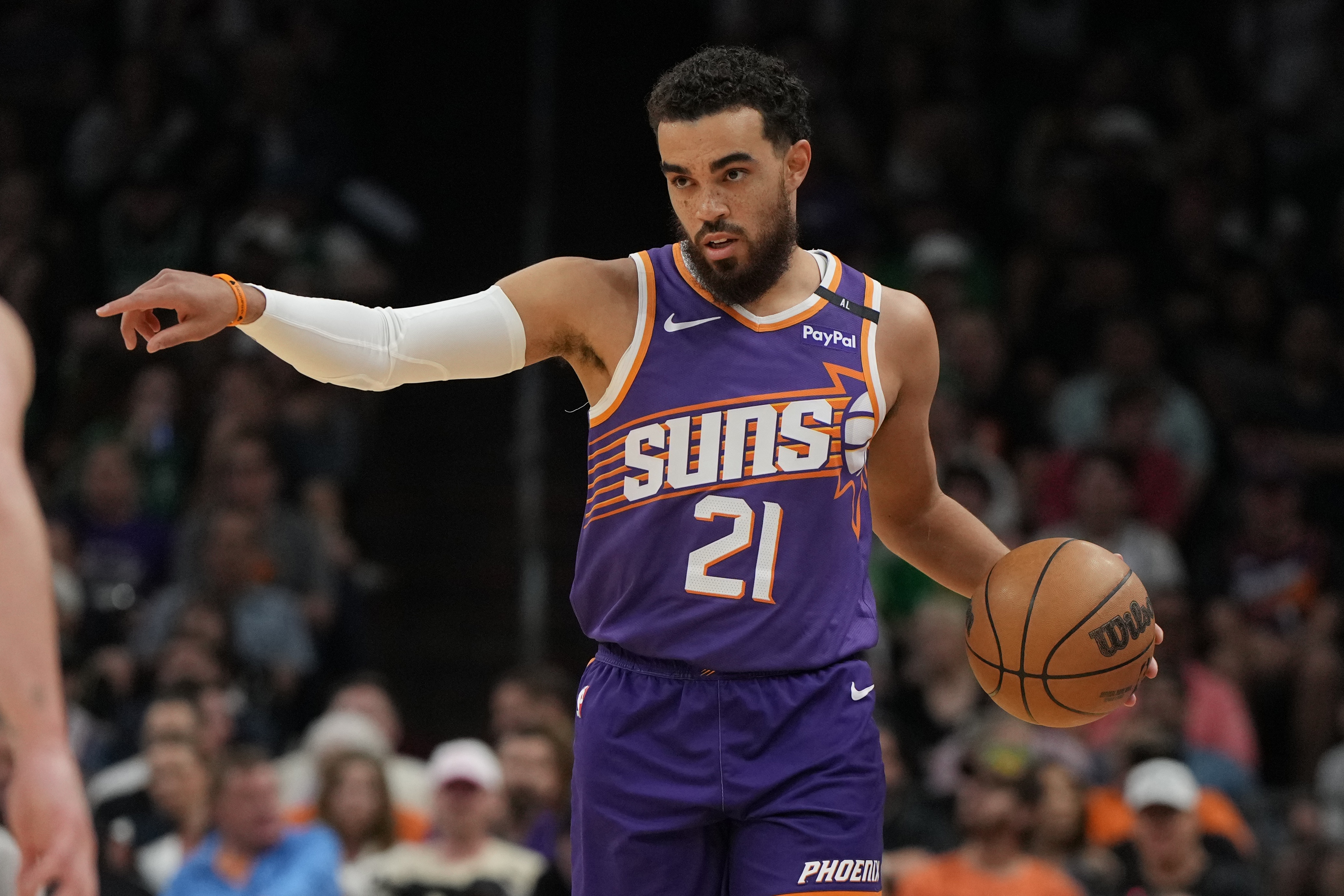 曾與貝恩合作3賽季！記者：魔術(shù)是對泰厄斯-瓊斯感興趣球隊(duì)之一