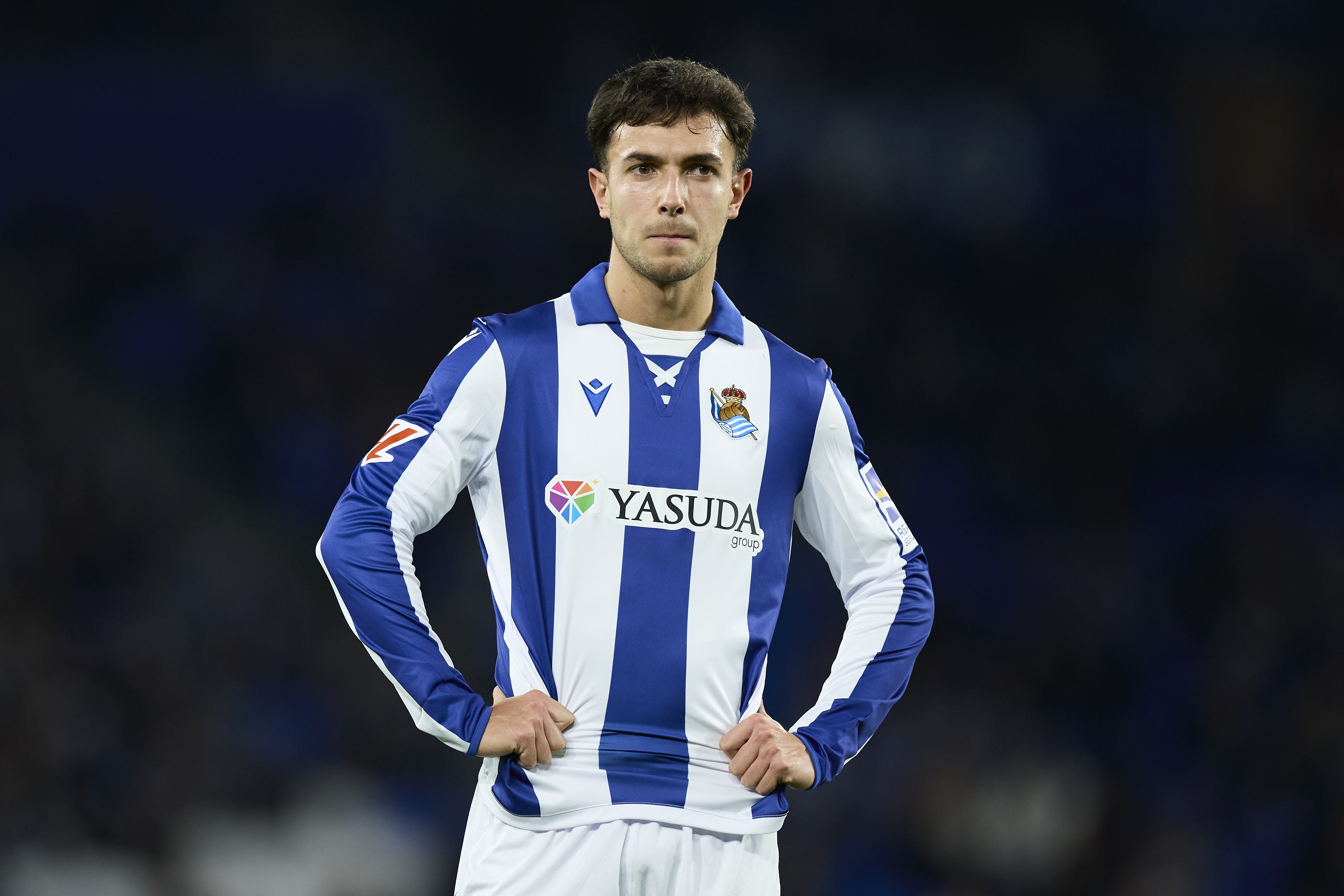 記者：祖比門(mén)迪在今日已經(jīng)抵達(dá)倫敦，準(zhǔn)備和阿森納完成簽約