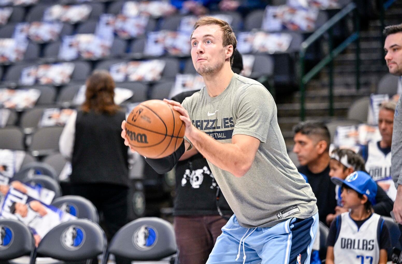 Scotto：火箭、掘金、快船多隊(duì)對(duì)肯納德有興趣 預(yù)計(jì)他不會(huì)回灰熊