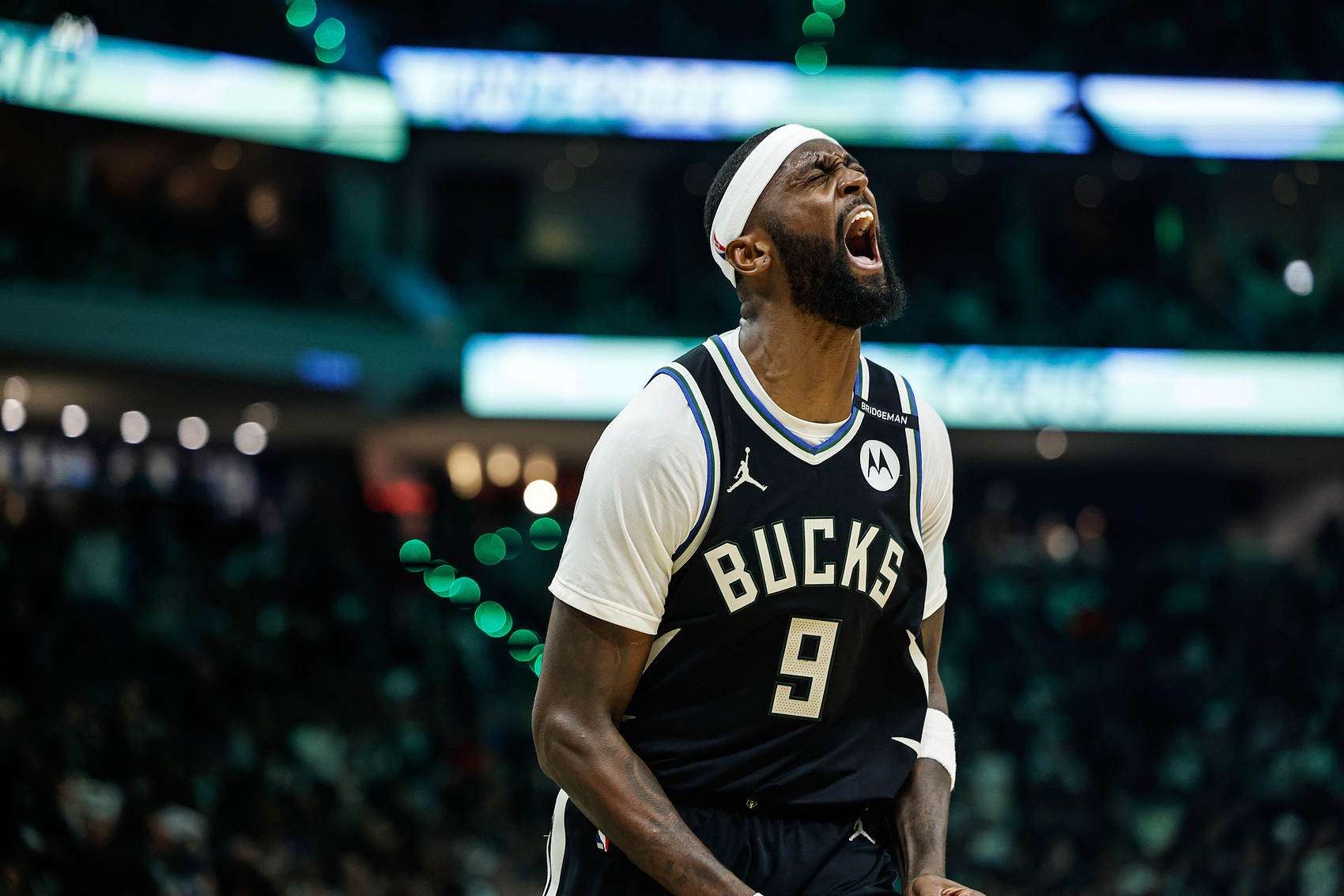 ??請求調查！雄鹿收回4個自由球員??全是白菜價！