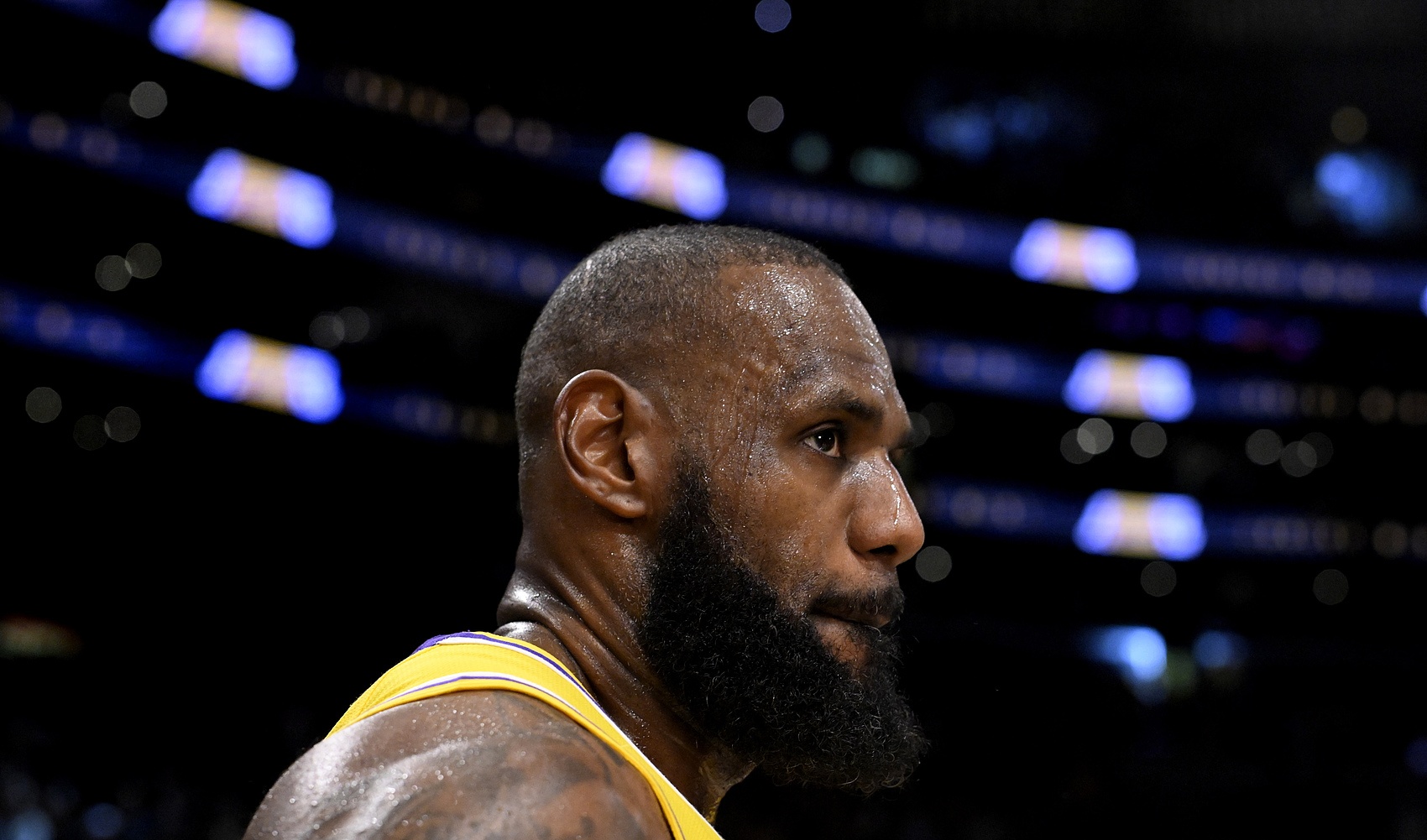 NBC記者：騎士對詹姆斯沒有太大興趣 他們不想放棄年輕球員