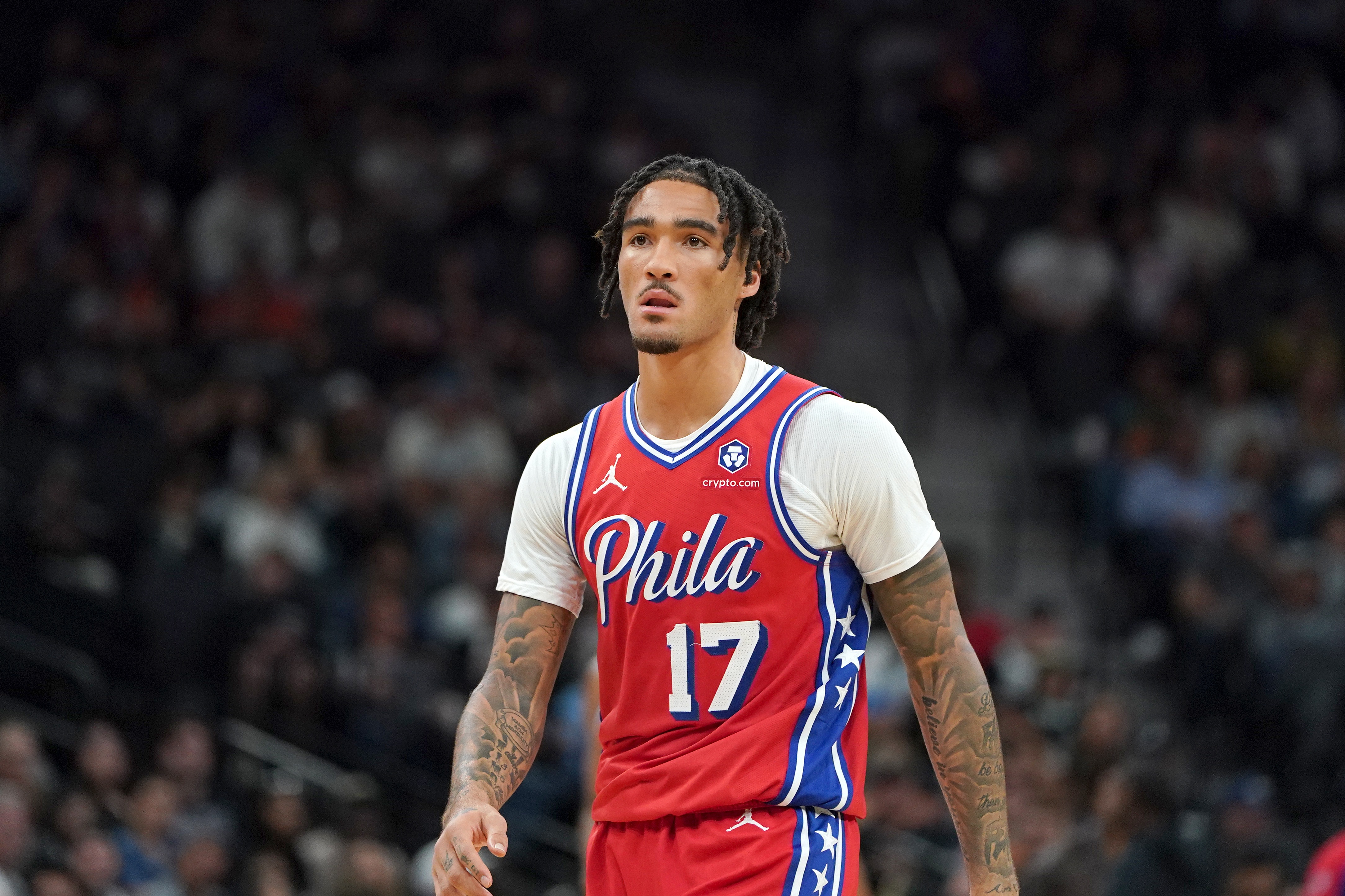 菜！席菲諾半場(chǎng)3投0中一分未得 出現(xiàn)3犯規(guī)&正負(fù)值-21