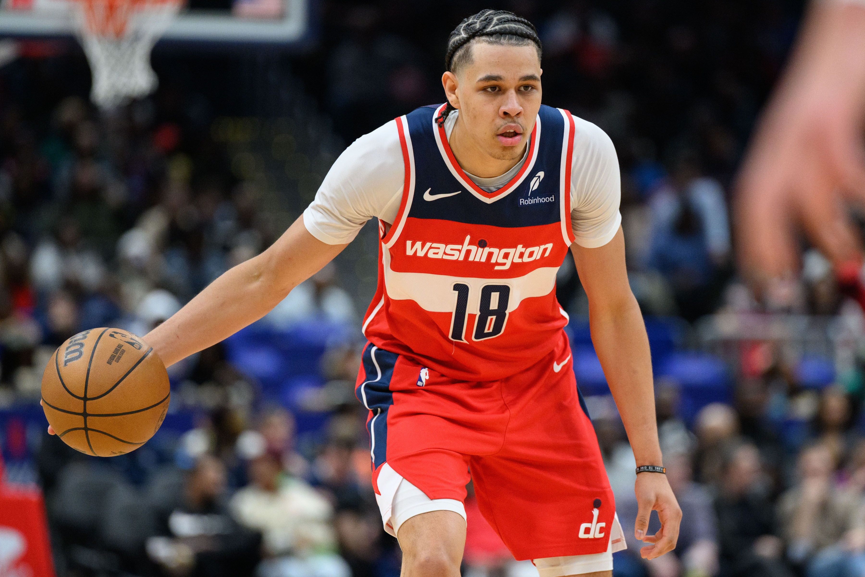 常規(guī)賽先發(fā)水平！小喬治18中10&三分9中3砍24分7板3助3斷