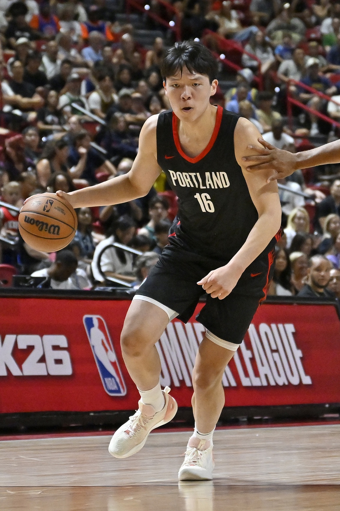 媒體人：和我國(guó)四大內(nèi)線(xiàn)相比楊瀚森獨(dú)具特色 所以開(kāi)拓者選了他