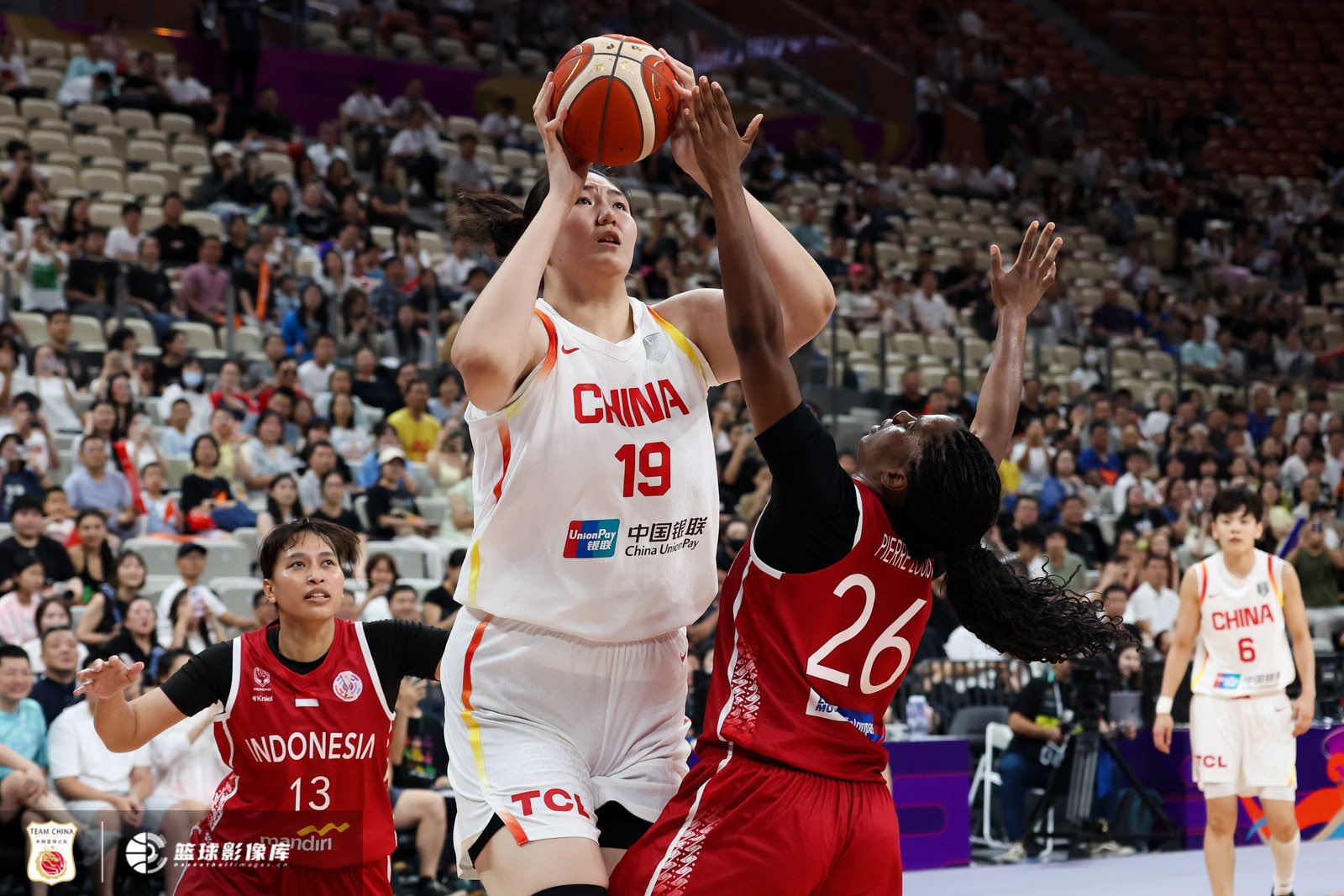 效率極高！張子宇成年國家隊(duì)大賽首秀 11分鐘7中5拿13分4板2助1帽