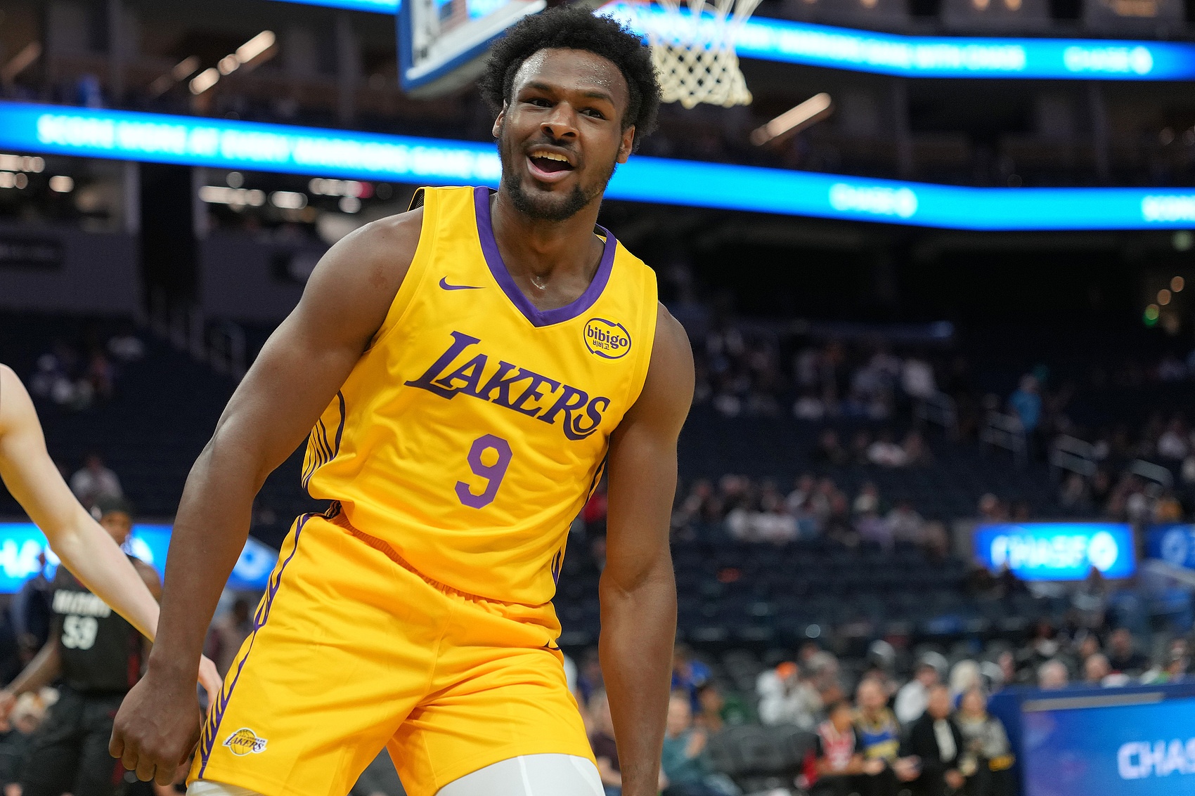 Skip：布朗尼打球沒有他爸那種饑餓感 顯然布朗尼無(wú)需靠打球養(yǎng)家