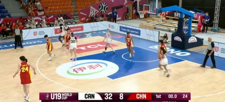全面下風(fēng)！中國女籃U19首節(jié)8-32凈負(fù)加拿大隊(duì)24分 梁雅琦6分
