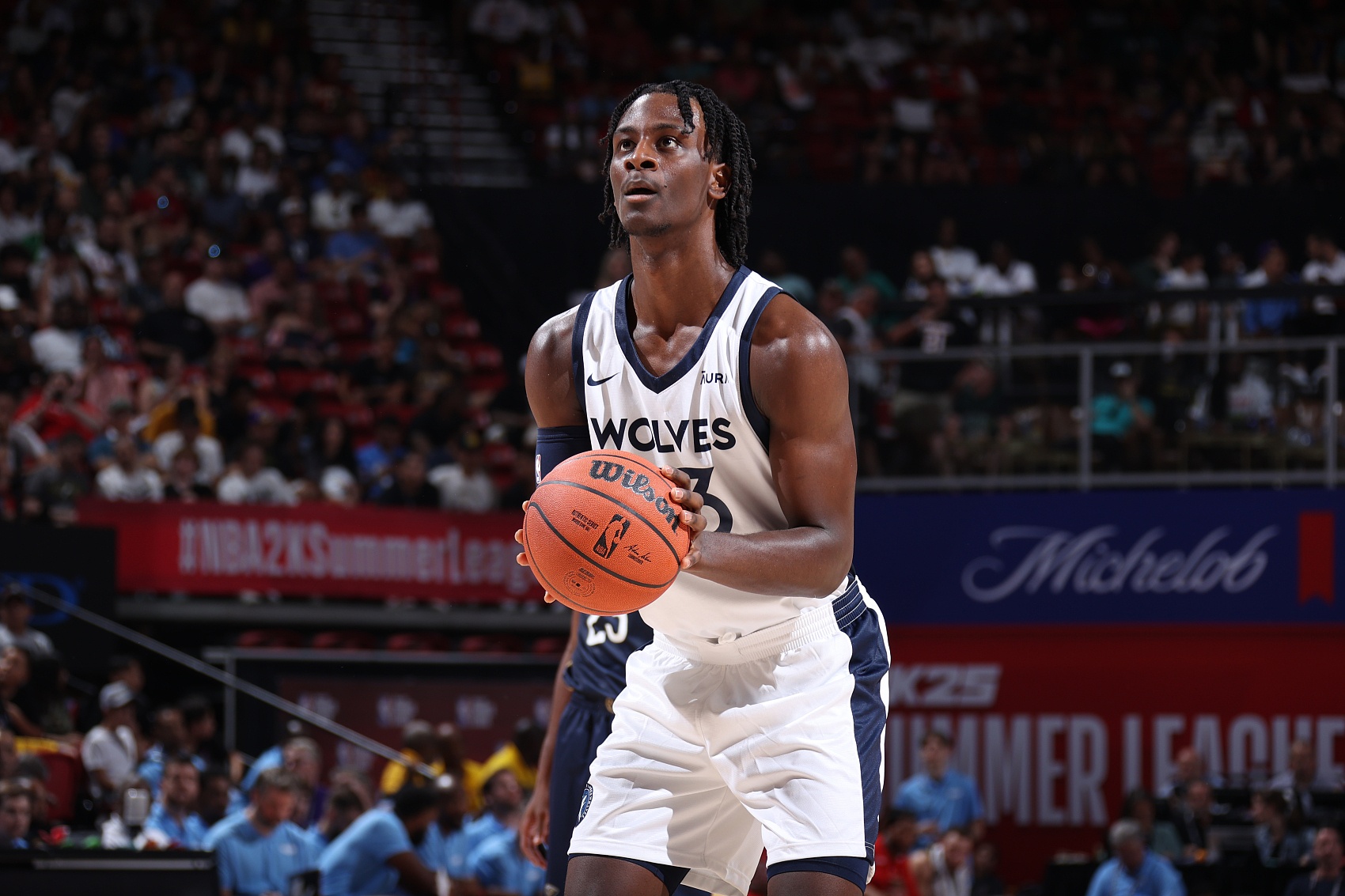 高效終結(jié)！萊昂納德-米勒12中8拿到20分8板 但罰球7中3