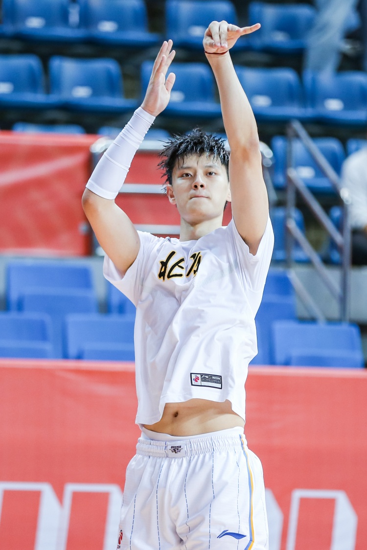 工作室：跳出舒適圈必定不會容易 曾凡博已經(jīng)逐步開始恢復(fù)訓(xùn)練