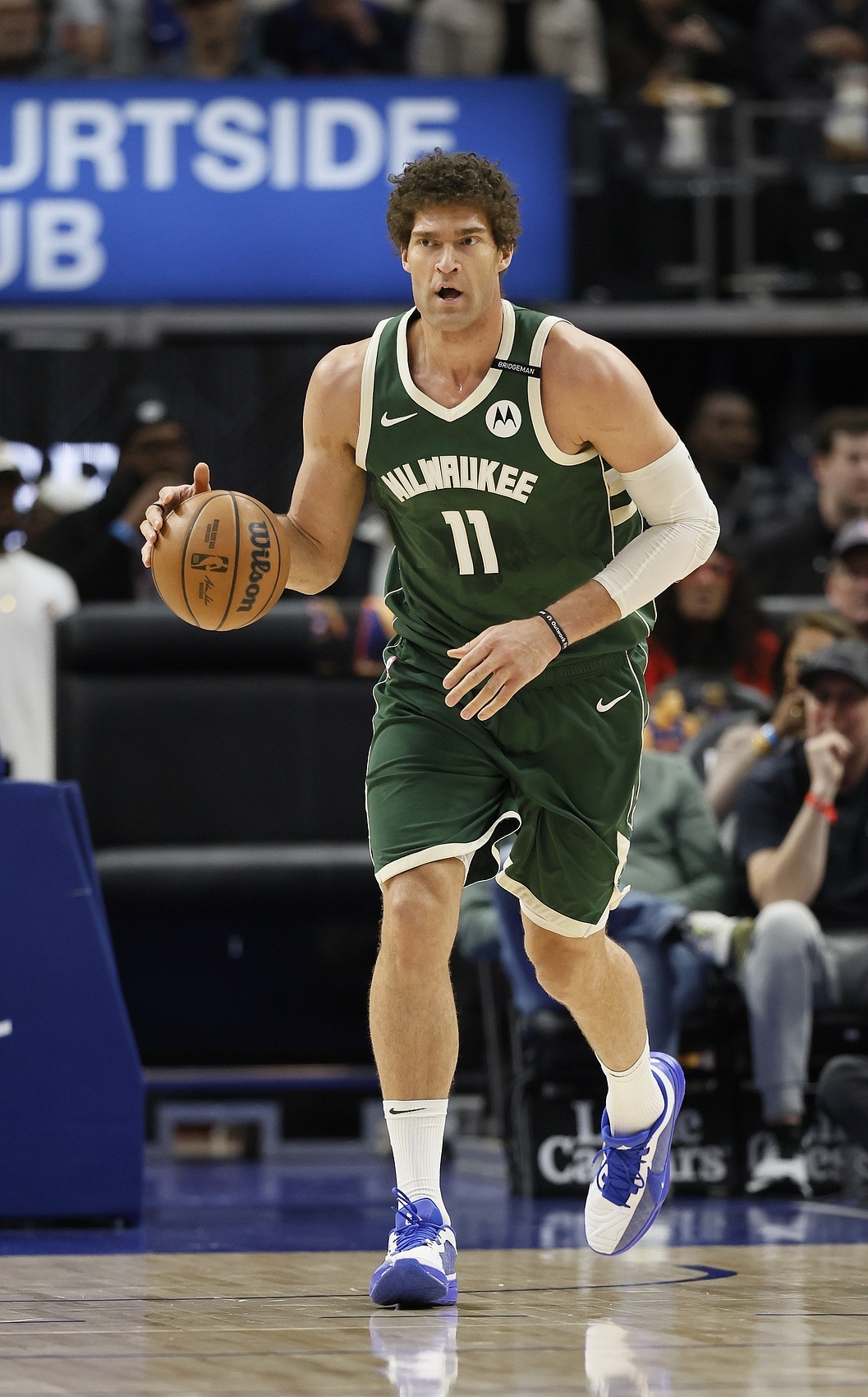 擅長護(hù)筐！大洛連續(xù)3個(gè)賽季干擾對(duì)手投籃數(shù)冠決全聯(lián)盟