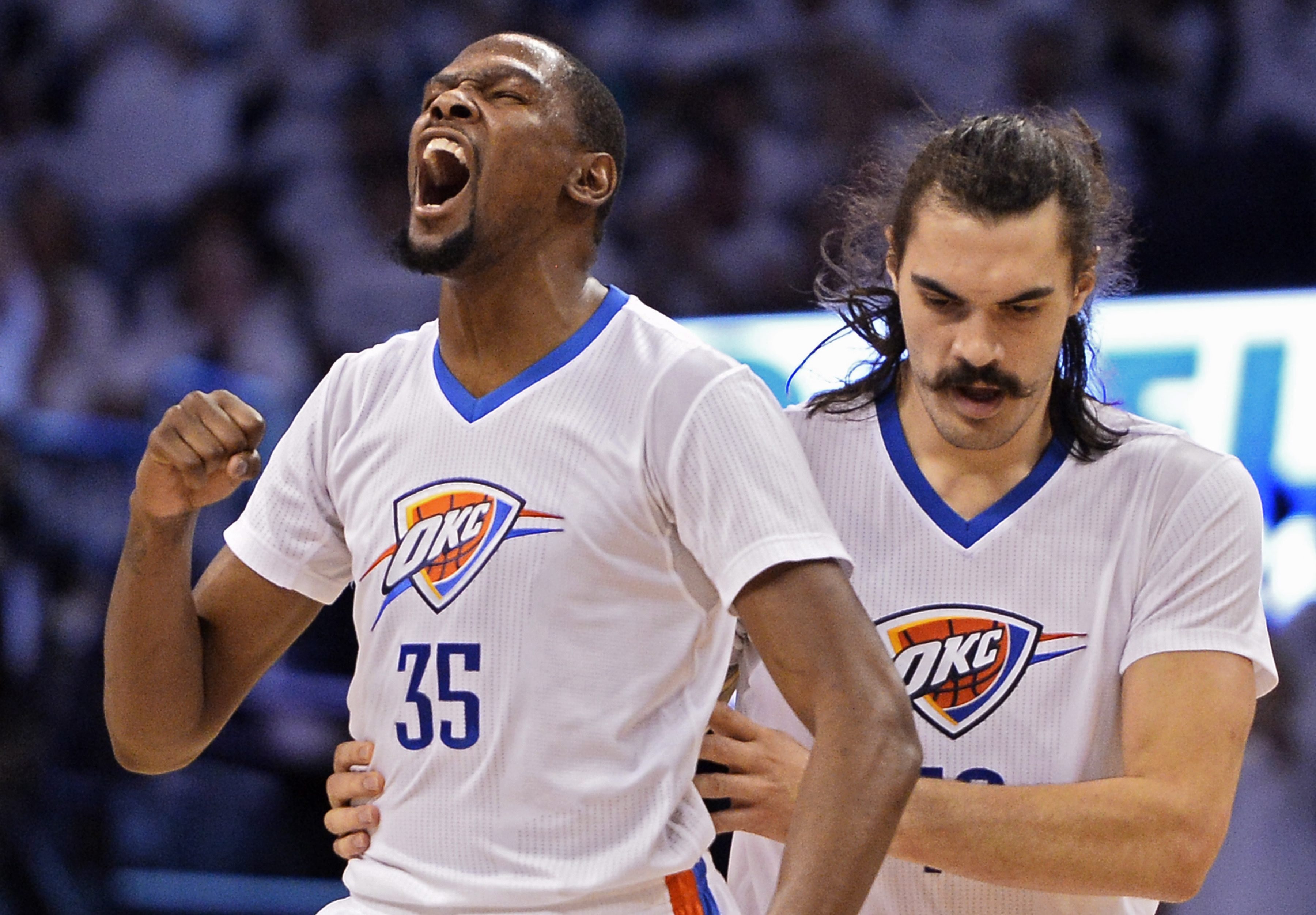 帕金斯：揭幕戰(zhàn)看老東家升起冠軍旗幟有些尬 如果我是KD會(huì)躲一下