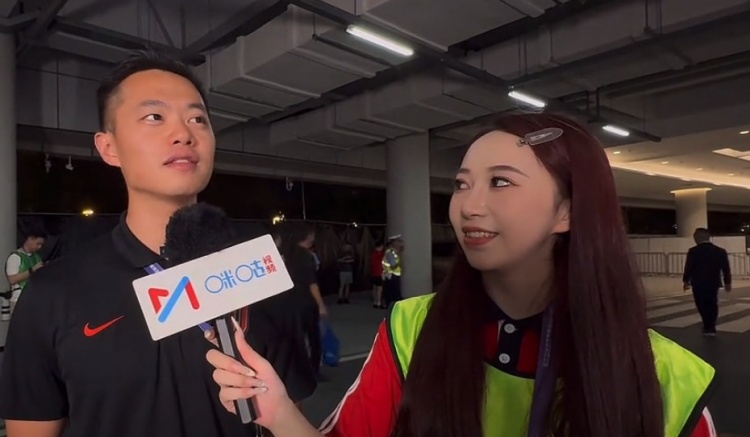 成都蓉城翻譯：曾為能否沖超擔(dān)心，與曼谷聯(lián)比賽最后我都快哭了