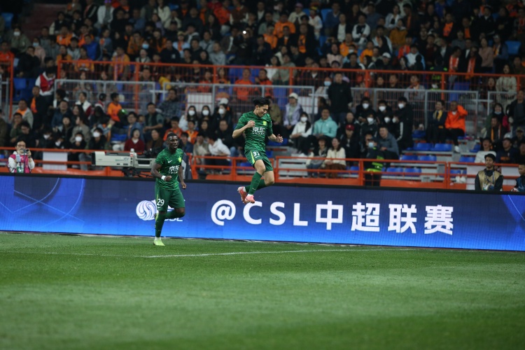 曹永競談?chuàng)魯≌憬牐褐鹘叹殦Q我上場想加強進攻，感謝防線隊友