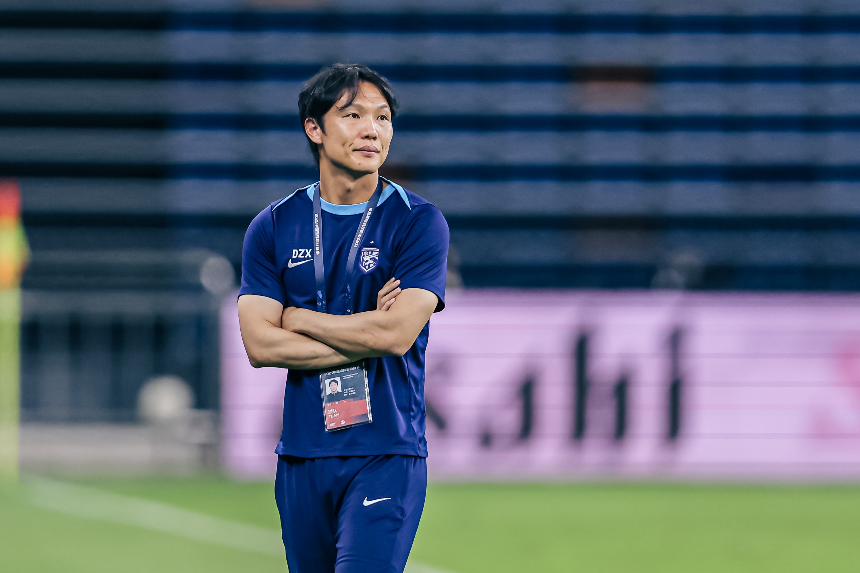 鄧卓翔：高原客場有很多客觀因素，希望舊將恩里克狀態(tài)沒那么好