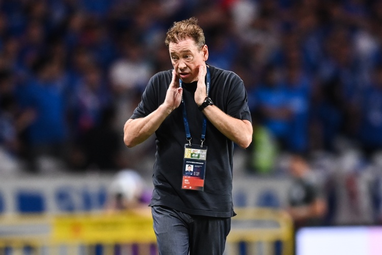 東體：申花要專注于自己，不能帶著不甘的情緒陷入場(chǎng)外紛爭(zhēng)