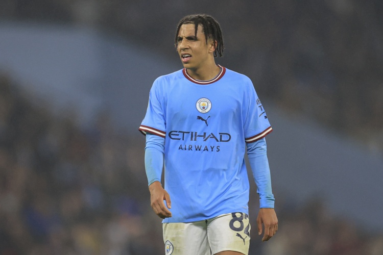 記者：森林2500萬(wàn)+500萬(wàn)歐報(bào)價(jià)劉易斯被曼城拒絕 曼城要4000萬(wàn)歐