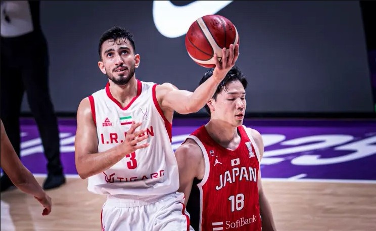 身手全能！瓦赫迪17中7拿到19分5板4助2斷 罰球3中3