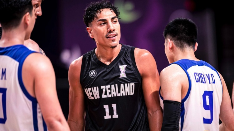 未能救主！卡梅隆替補10中6&三分4中2得全隊最高18分 另有2板2助