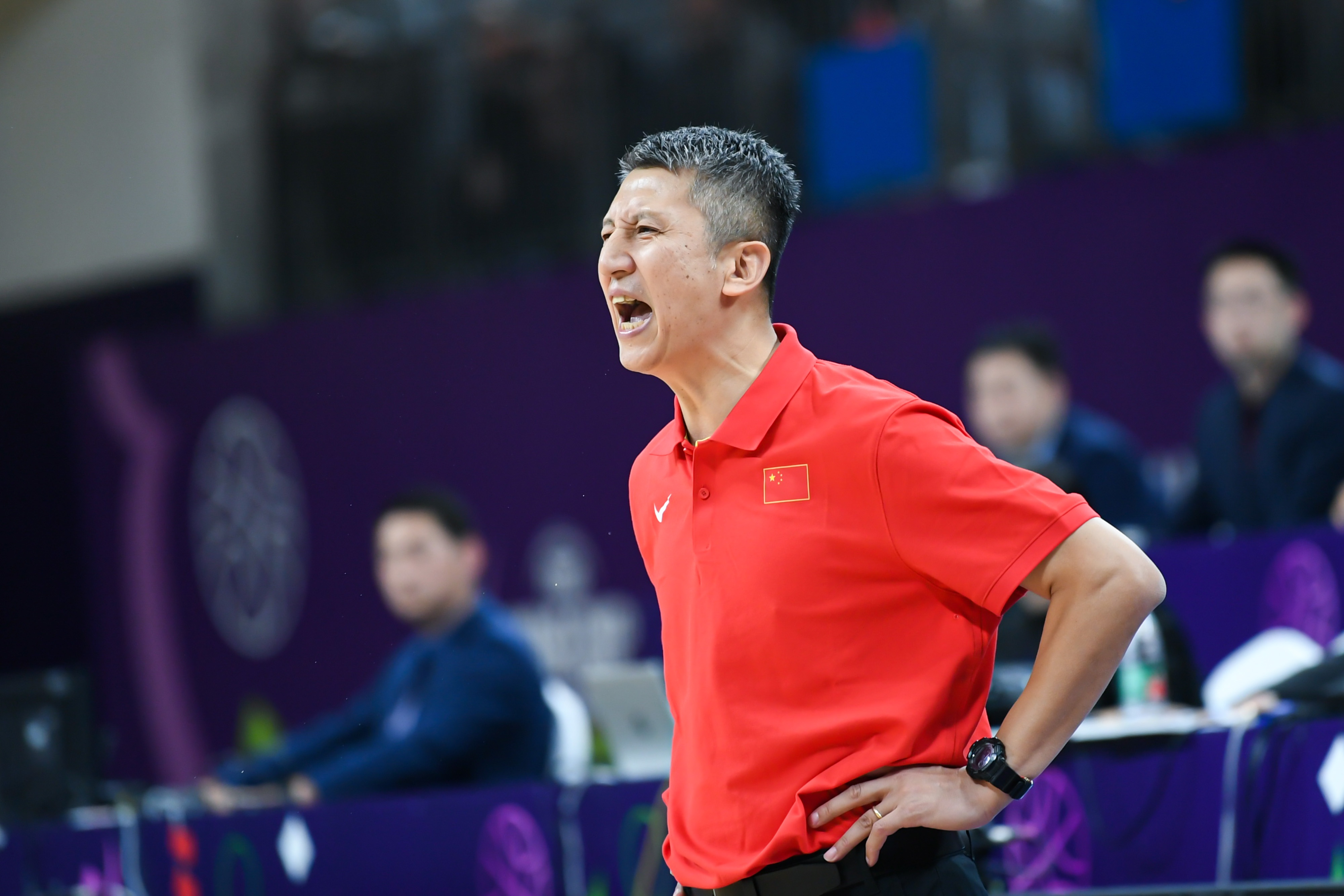 齊魯晚報：飽含信任與擔(dān)當(dāng)，郭士強(qiáng)才是中國男籃的“絕對核心”