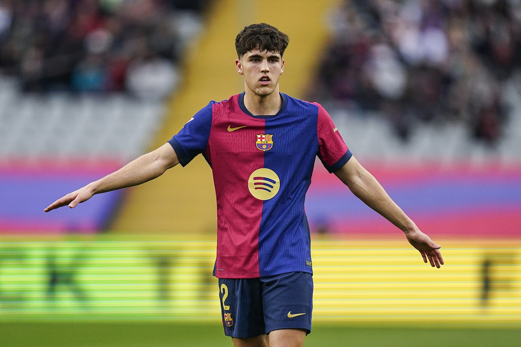 每體稱贊庫巴西：巴薩防線新領(lǐng)袖，有超出年齡的可靠性和閱讀能力