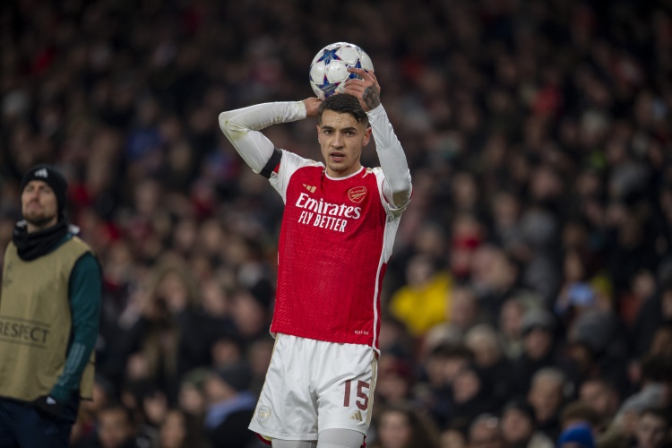 隆戈：基維奧爾不是AC米蘭防線引援的選擇