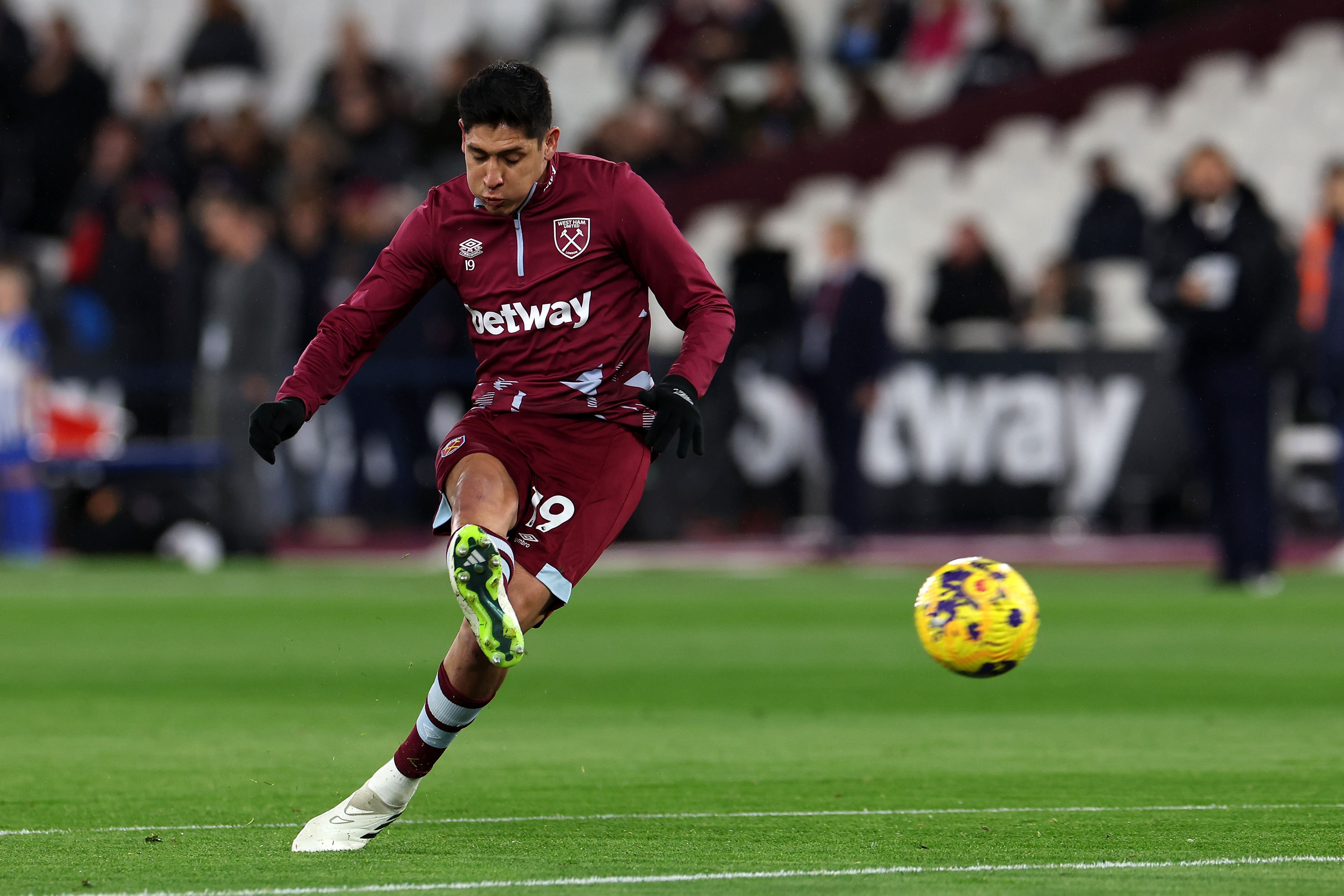 羅馬諾：費(fèi)內(nèi)巴切接近租借+選擇買斷簽下埃德松-阿爾瓦雷斯