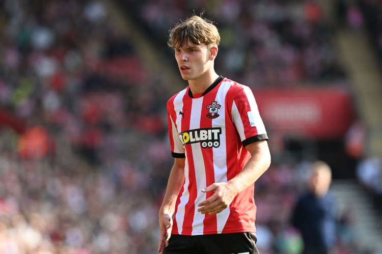 英媒：因埃澤可能離隊(duì)，水晶宮有意南安普頓攻擊手迪布林