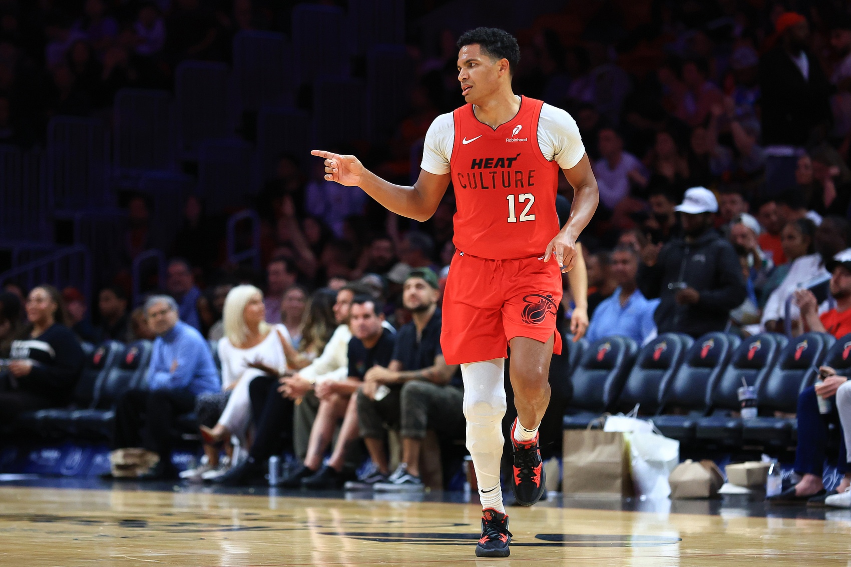 熱火隊(duì)記：德魯-史密斯合同第1年為全額保障 后2年為有條件保障