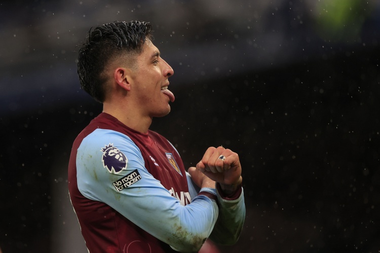 羅馬諾：費(fèi)內(nèi)巴切就租借埃德松-阿爾瓦雷斯達(dá)協(xié)議，仍需球員同意